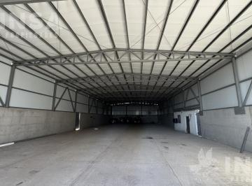 Bodega-Galpón · 820m² · Alquiler - Galpon - 700 m² - 120 m² de Oficina