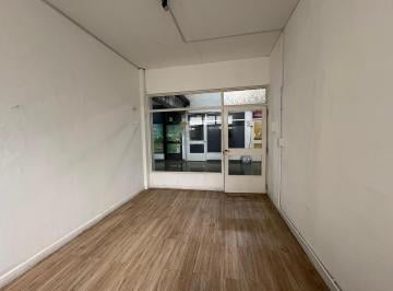 Local comercial · 14m² · 1 Ambiente · Local en Galeria Corrientes Al 1100 de 14 m² con Vidriera Rosario Microcentro