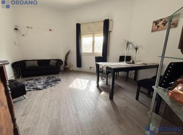 Casa · 157m² · 5 Ambientes · 1 Cochera · Casa en Venta 3 Dorm. Cochera Quincho y Terraza B° Pueyrredón