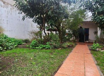 Casa · 60m² · 3 Ambientes · 1 Cochera · Venta Casa 3 Amb a Refaccionar Ituzaingo Apto Cred
