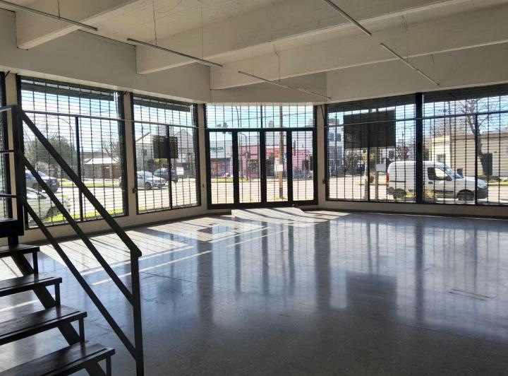 Local comercial · 265m² · 3 Ambientes · 1 Cochera