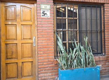 Casa de 3 ambientes, Morón · Alquiler Triplex 3 Ambientes con Patio y Cochera en Moron