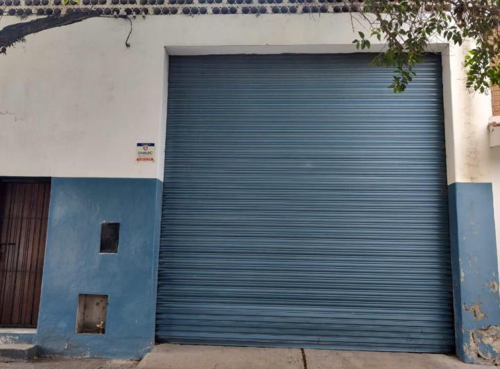 Local comercial · 241m²