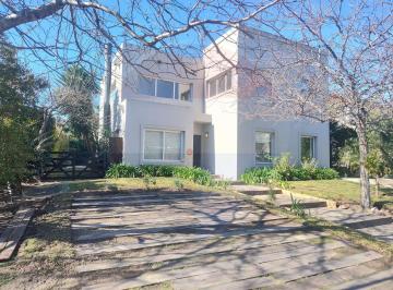 Casa · 18658m² · 4 Ambientes · 2 Cocheras · Casa 4 Ambientes Barrio Los Sauces Nordelta