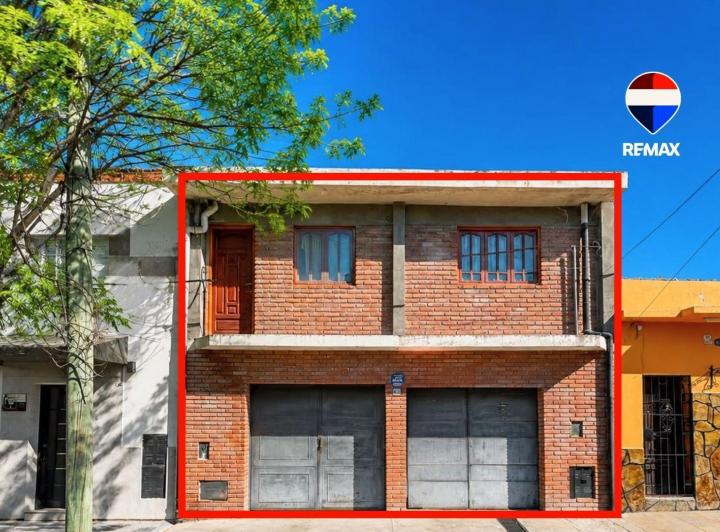 Casa · 150m² · 7 Ambientes · 2 Cocheras
