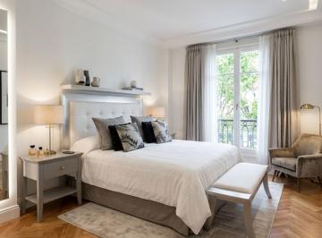 Departamento · 240m² · 6 Ambientes · 1 Cochera · Alquiler Palermo Chico Amoblado Paquete 3 Suites