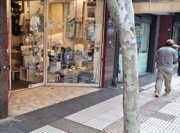 Local comercial , Balvanera · Local de 76 m² en Alquiler en Av Corrientes y Gascón