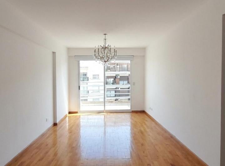 Departamento · 102m² · 4 Ambientes · 1 Cochera
