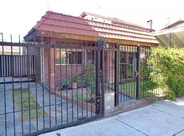Casa · 89m² · 3 Ambientes · 2 Cocheras · Venta Casa Villa Adelina Apto Credito