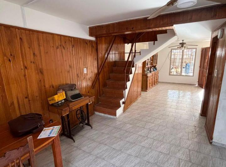 Casa · 100m² · 3 Ambientes · 1 Cochera