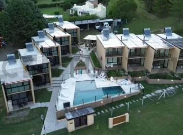 Casa · 82m² · 4 Ambientes · 1 Cochera · Duplex - Frente Al Lago, en Complejo Exclusivo - Potrero de Garay - Financiacion