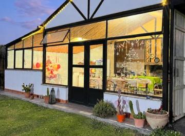 Casa de 4 ambientes, Rodeo del Medio · Casa Quinta con Energia Solar