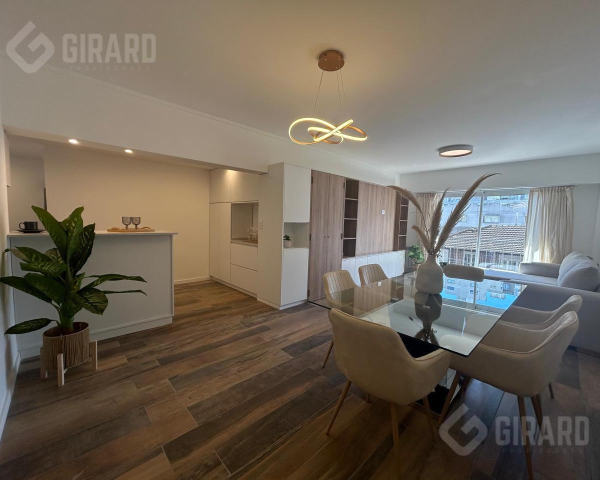Venta de departamento de 4 ambientes en la zona de Plaza Mitre