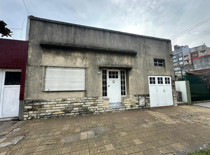 PH · 222m² · 5 Ambientes · 1 Cochera