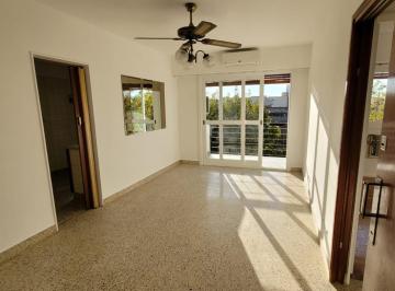 Departamento · 38m² · 2 Ambientes · Alquiler Departamento 2 Ambientes en Floresta con Balcón