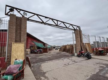 Terreno · 33000m² · Venta de Terreno Comercial - Galpones