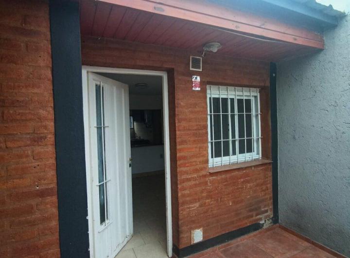 Casa · 60m² · 3 Ambientes · 1 Cochera