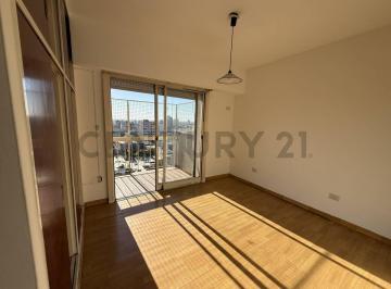Departamento · 70m² · 3 Ambientes · 1 Cochera · Venta Departamento 3 Ambientes con Balcon - Cochera Cubierta - Apto Credito - Desocupado