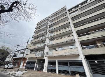 Departamento · 70m² · 3 Ambientes · 1 Cochera · Departamento en Venta en La Plata
