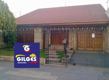 Casa · 150m² · 5 Ambientes · 1 Cochera · Venta de Casa 5 Amb. S/lote 10x30 m² en San Justo - Muy Buen Estado - Fondo Libre con Quincho