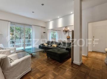 Departamento · 162m² · 5 Ambientes · Departamento en Venta en Recoleta, La Isla, 5 Ambientes. Reciclado