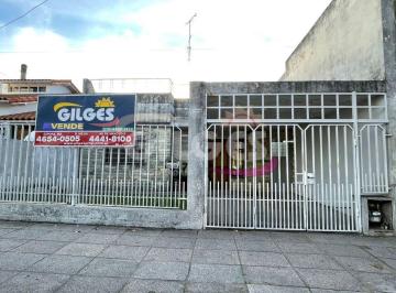 Casa · 140m² · 2 Ambientes · 1 Cochera · Venta Casa 3 Ambientes en San Justo Sobre Lote 8.66x34.65 m² con Garage Cubierto, Quincho y Pileta