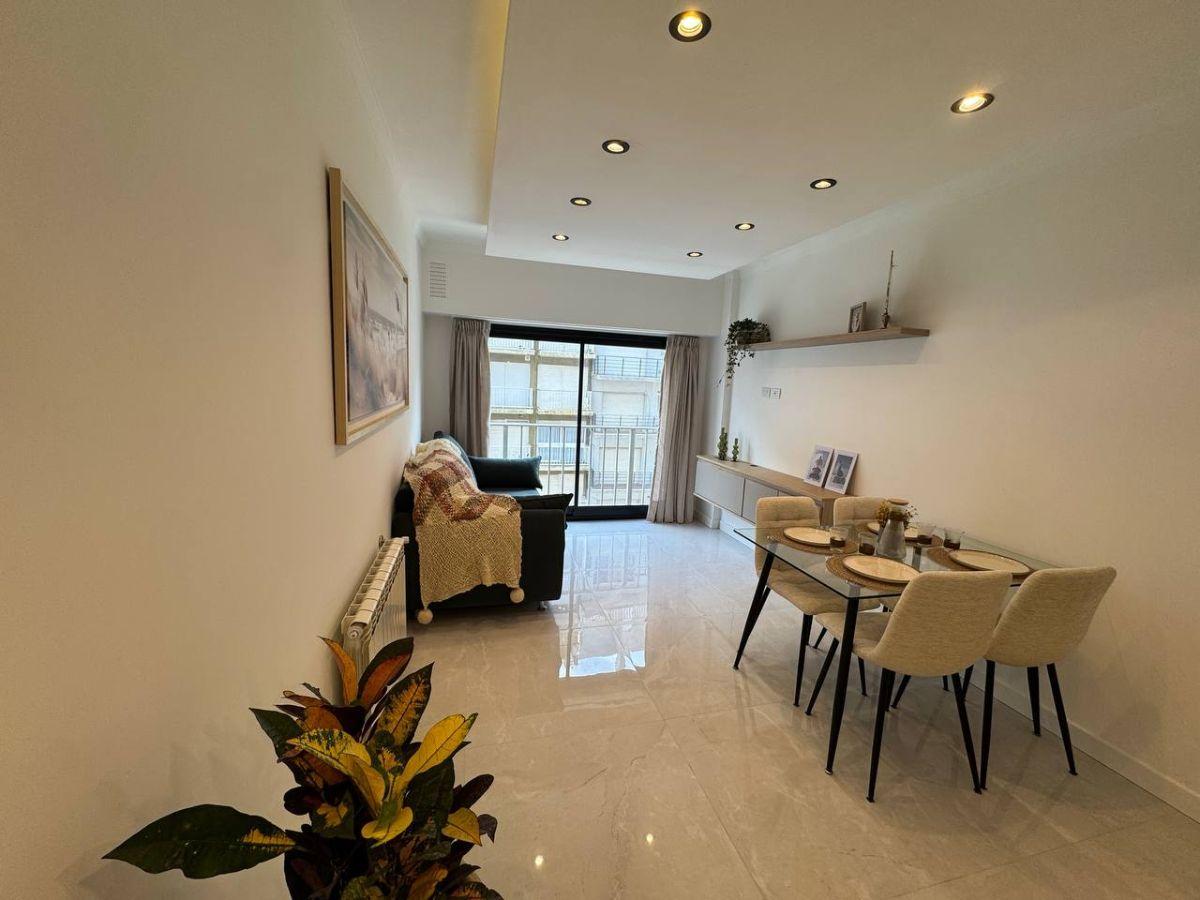 Venta departamento 3 ambientes zona Plaza Colon, 52m²