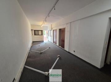 Oficina comercial · 102m² · 4 Ambientes · Oficina de 4 Ambientes en Alquiler en Parque Patricios