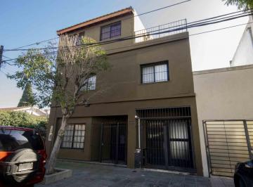 Casa · 200m² · 5 Ambientes · 2 Cocheras · Casa de 5 Ambientes con Cochera y Playroom en Venta en Carapachay
