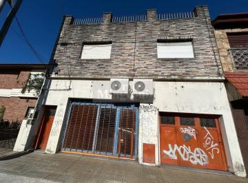 Departamento · 100m² · 3 Ambientes · 1 Cochera · Departamento en Alquiler en Banfield, Lomas de Zamora, G. B. a. Zona Sur