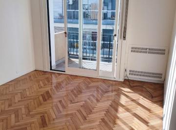 Departamento de 3 ambientes, Balvanera · Alquiler Depto 3 Amb C/balcón en Balvanera