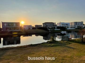 Terreno · 677m² · Lote en Venta Al Lago Barrio Vistas Puertos Escobar