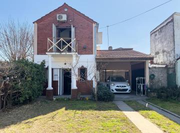 EQI-EQI-38_2 · Venta Casa 4 Ambientes en Monte Grande