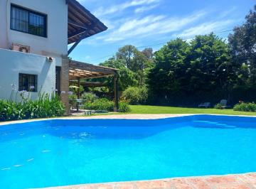 Casa · 240m² · 5 Ambientes · 2 Cocheras · Alquiler Temporada 2da Quincena Diciembre - Enero - Febrero - Marzo 2027 - Casa en Bella Vista