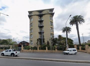 Departamento de 2 ambientes, Avellaneda · Departamento de 72 m² 1 Dormitorio en Venta en Avellaneda con Cochera