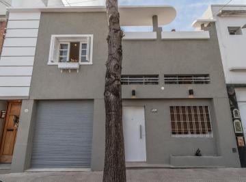 PH · 160m² · 4 Ambientes · Alquiler, PH, 4 Ambientes, 2 Baños Completos, Cochera Cubierta, Reciclado a Nuevo, Saavedra, Caba