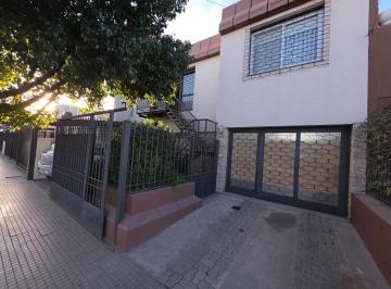 Casa · 210m² · 9 Ambientes · 2 Cocheras · Casa en Crisol Norte 5 Dorm. 2 Cocheras