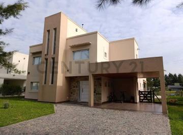 Casa · 200m² · 6 Ambientes · 2 Cocheras · Venta Casa 5amb con Escritorio en Principado de San Vicente con Salida Al Laguna y Muelle