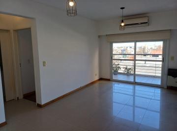 Departamento · 40m² · 2 Ambientes · Alquiler. 2 Ambientes. Balcón. Contrafrente. Boedo.
