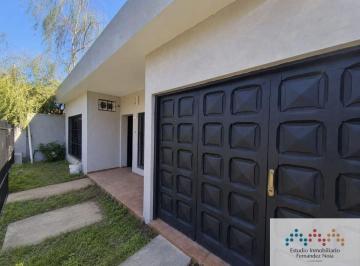 Casa de 3 ambientes, Lomas de Zamora · Apta Crédito, Venta Casa 2 Dorm. con Garaje, Patio y Terraza en Llavallol