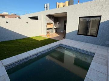 Casa de 3 ambientes, Villa Allende · Duplex 2 Dorm. 2 Baños Pileta Barrio Norte 1