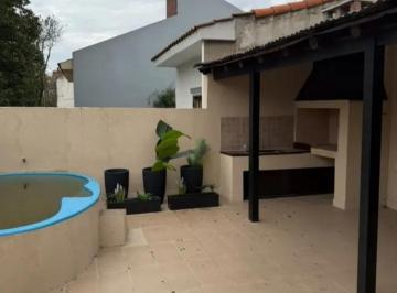 Casa · 220m² · 4 Ambientes · 1 Cochera · PH Venta,4 Amb, Pileta, Cochera, Quincho, Terraza en Olivos