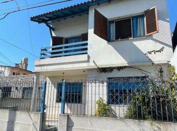 Casa · 68m² · 4 Ambientes · Casa 4 Ambientes en Venta en Merlo Centro