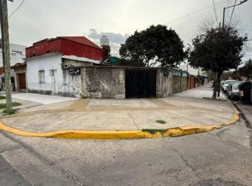 Casa de 5 ambientes, Villa Lugano · ¡Venta! Casa Esquina, 2 Unidades, a Refaccionar o Demoler – Villa Lugano