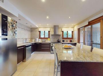 Casa · 186m² · 5 Ambientes · 2 Cocheras · Venta Casa 5 Amb Las Praderas de Lujan Apto Cred