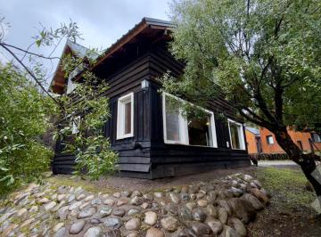 Casa · 123m² · 3 Ambientes · Venta de Cabaña Tres Dorm. - Calle 7 Colores y Ruta 62 - San Martin de Los Andes