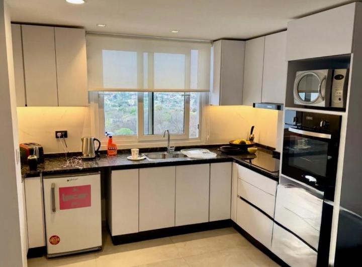 Departamento · 149m² · 9 Ambientes · 1 Cochera