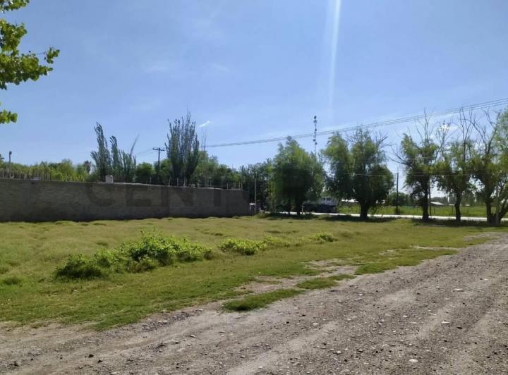 Terreno · 865m²