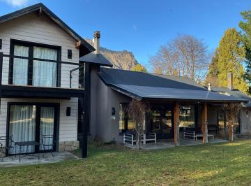 Casa · 320m² · 5 Ambientes · Venta Casa 5 Amb. Arelauquen Golf & Country Club