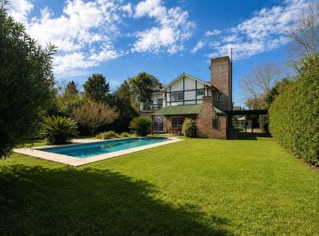 Casa · 165m² · 4 Ambientes · 1 Cochera · Casa en Venta en La Tranquera, Pilar, G. B. a. Zona Norte